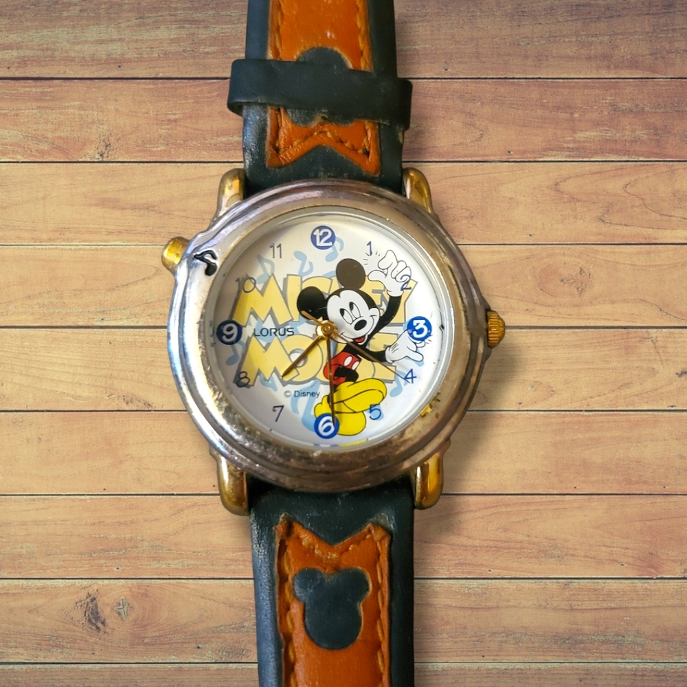 Vintage Lorus' Disney Mickey Mouse Melody Watch in Silver Tone Genuine Leather